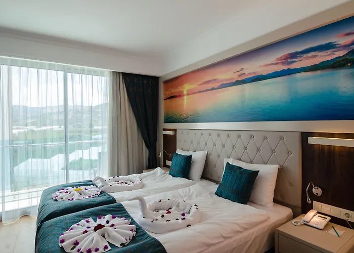The Lumos Deluxe Hotel 5*