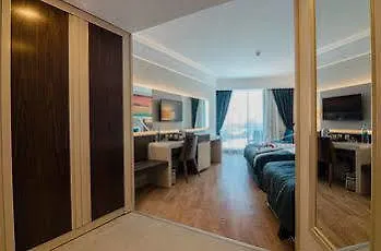 Hotel The Lumos Deluxe 5*