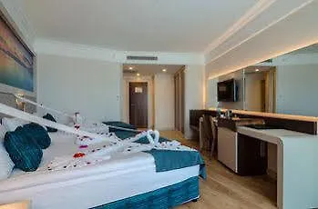 Hotel The Lumos Deluxe 5*